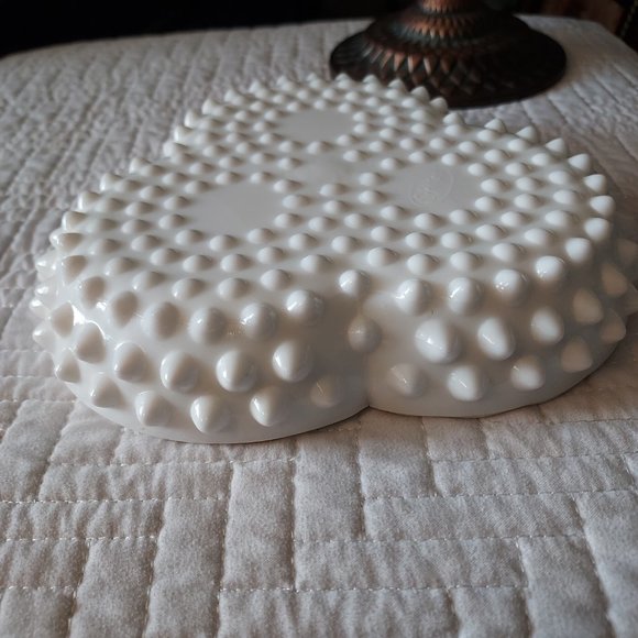 Milk glass hobnail sectioned dish - Picture 2 of 2